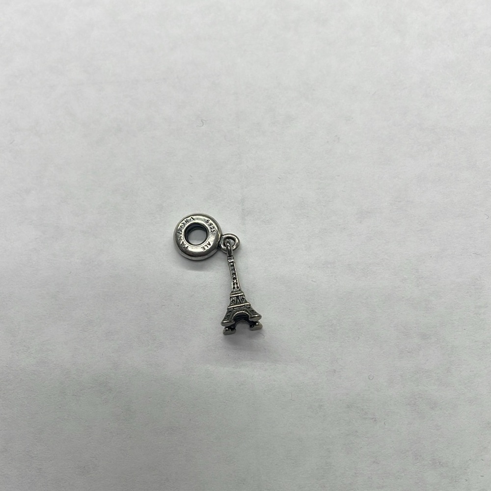 Pandora charm: Eiffel Tower